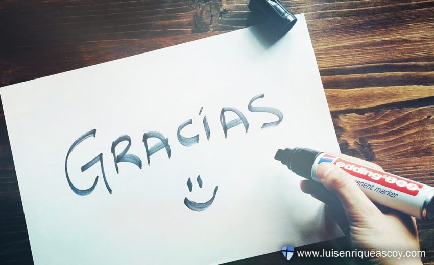 dar gracias por las bendiciones